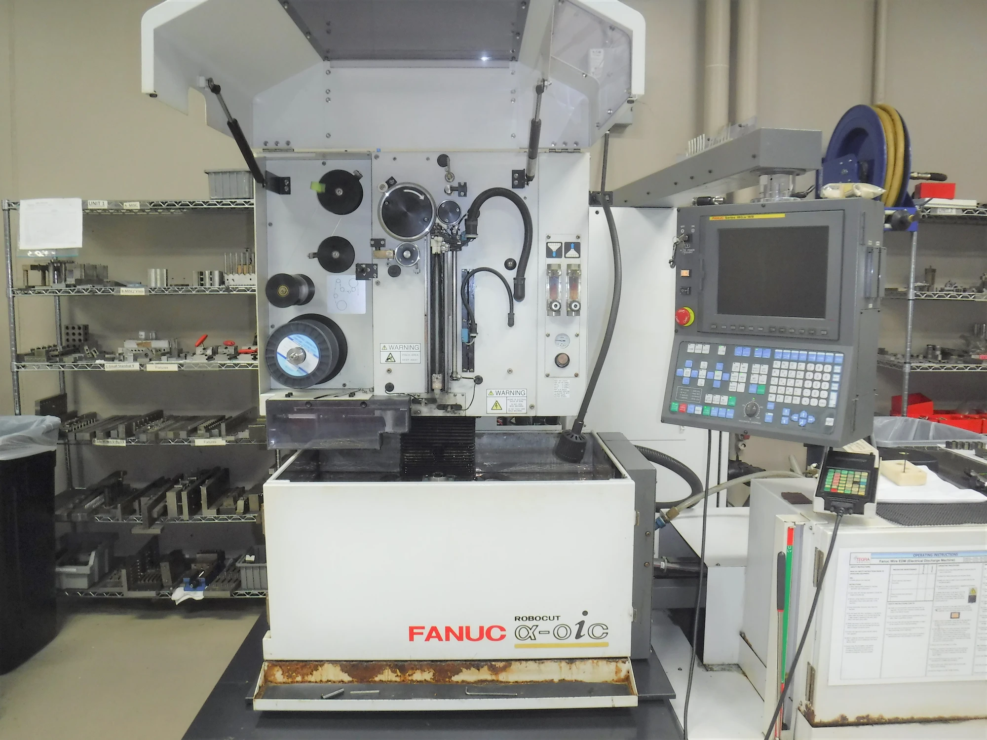 USED 2006 FANUC ROBOCUT ALPHA 0IC