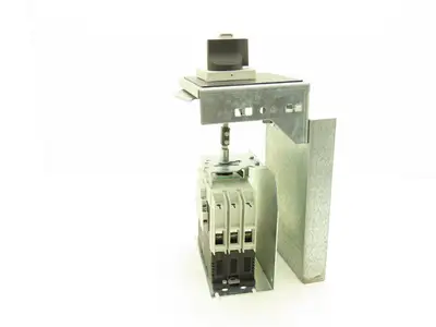 Siemens 3RV1946-2B Rotary Mechanism Circuited Breaker 15A Interlocking Kit