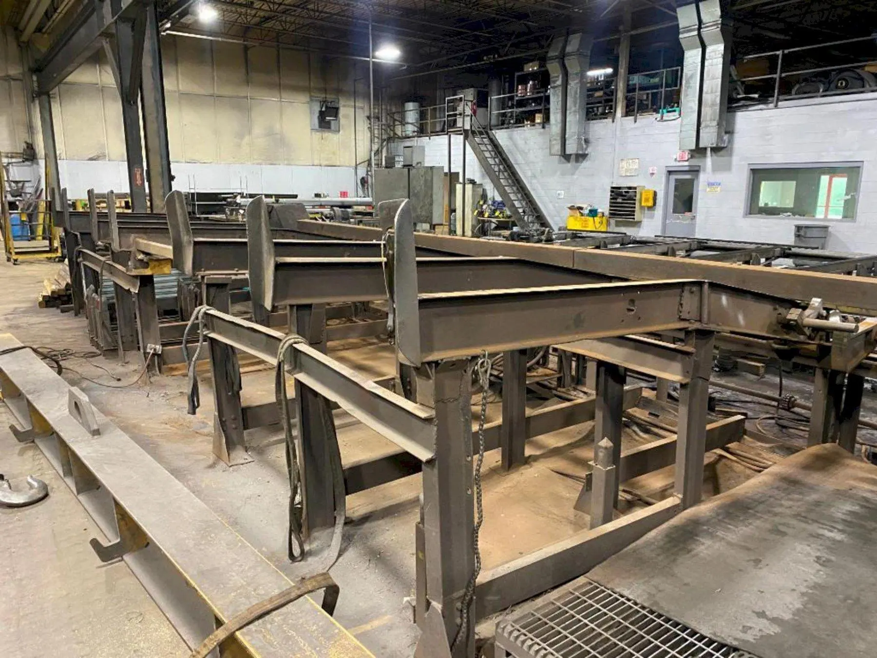 28' LONG INCLINED ENTRY FEED TABLE / RACK: STOCK #20001