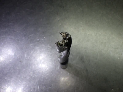 Kennametal .552" Coolant Thru 5xD Drill 9/16" Shank KTFS0552R05SS056 (LOC2978D)