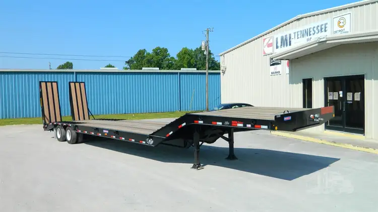 New | in-Stock 2027 PITTS LB35-33CS Lowboy Trailers Tennessee US | LMI Tennessee LLC #1504972