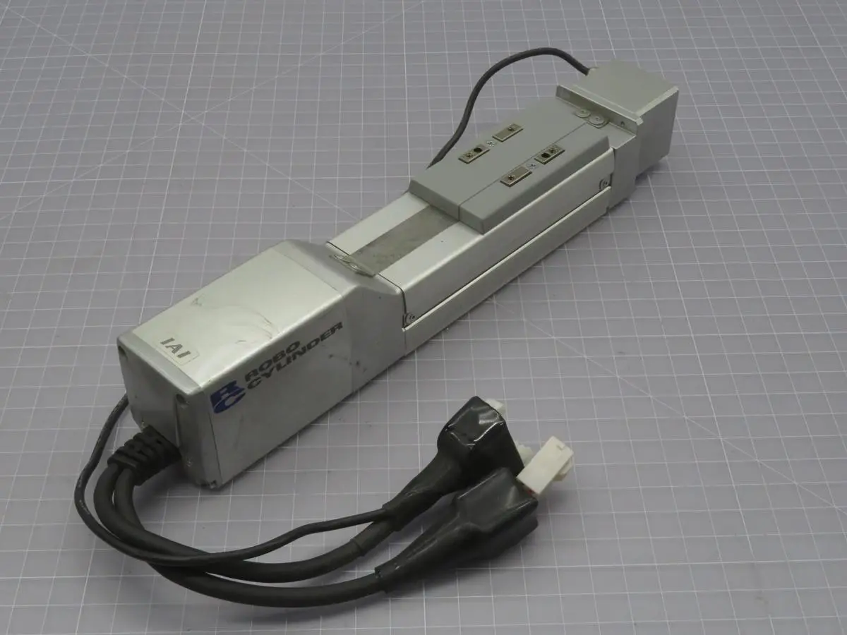 Used IAI RCP2-SA5C-I-42P-3-50-P1-S-BL-NM Linear Actuators Texas US | Aucto #1454486