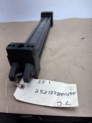 Parker Hydraulic Cylinder Series 2H 1.50 Bore 12.250 Stroke CBB2HLTS14AC Namco