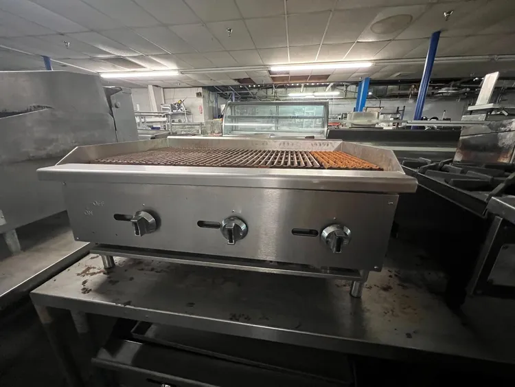 Used _UNKNOWN_ _UNKNOWN_ Broilers Michigan US | Grocery Equipment Sales #1069834