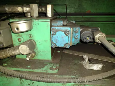 250 TON X 12' ACCURPRESS MODEL #725012 HYDRAULIC PRESS BRAKE: YOBRO #24251