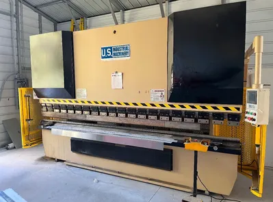 2007 U.S. INDUSTRIAL USHB200-13 Press Brakes | Lion Machinery (1)