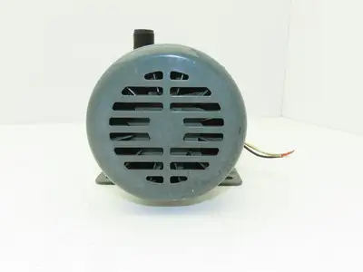 Iwaki MD-100RM Magnetic Drive Water Pump 1"Poly Plastic 220V 3PH 135 L/min