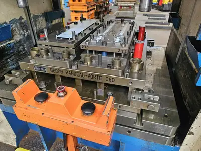 Used _UNKNOWN_ _UNKNOWN_ Drawing Presses FR | Apex Group #1550758