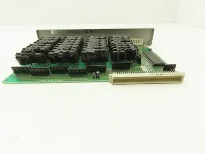 Siemens 505-4832 Digital Output Module PLC Rack E-Stand 110/220 AC Output