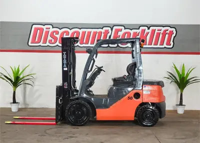 USED 2016 TOYOTA 8FDU25
