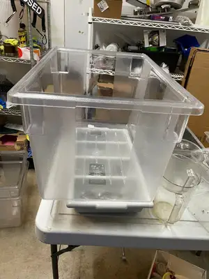 New | in-Stock Rubbermaid New Rubbermaid Commercial 21-1/2 gallon Clear PolyCarbonate Food/Tote Box Restaurant Storage Containers Illinois US | Falcon Restaurant Supply #1376175