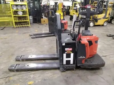USED 2021 LINDE EWR30