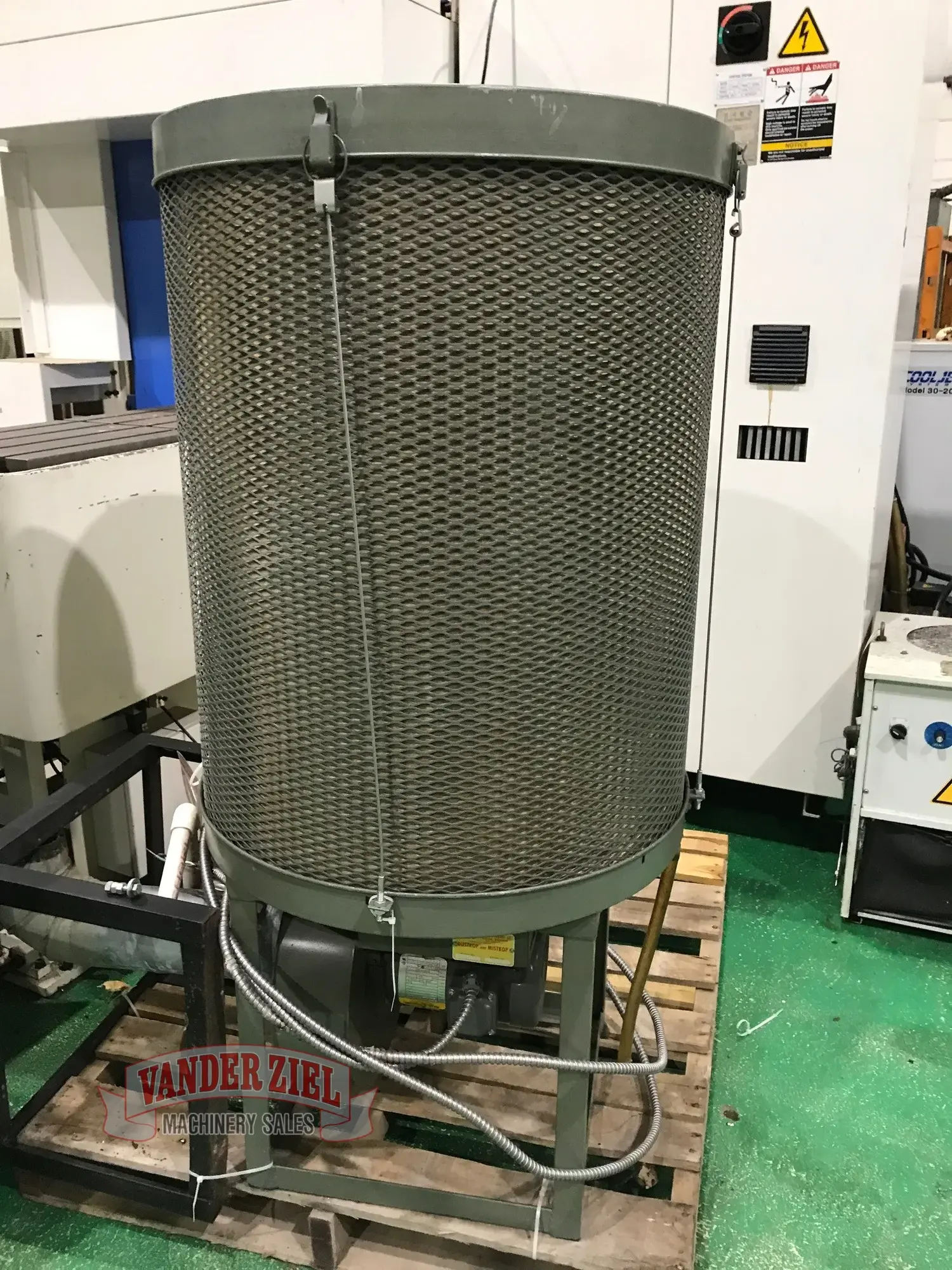 USED AGET VCM-2U MIST COLLECTOR
