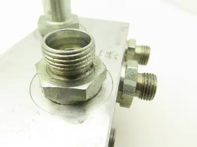 Linde 0009440852 Electric Forklift Brake Control Valve Removed From E20C