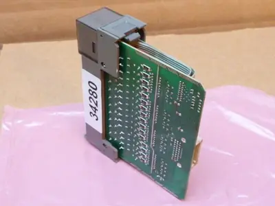 USED ALLEN BRADLEY 1746-IA16 SER C