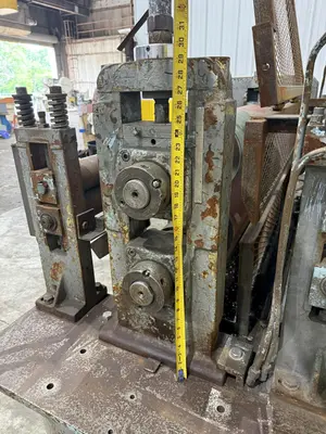 36”  YODER MODEL #M3 POWERED SLITTING HEAD w/ POWERED FEED & HOLD DOWN ROLLS : STOCK #22953