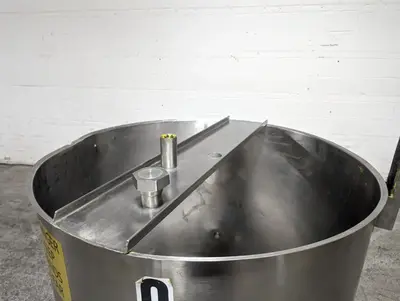 200 Gallon Stainless Steel Tank
