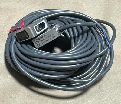 NEW Omron E3ZM-CT82B