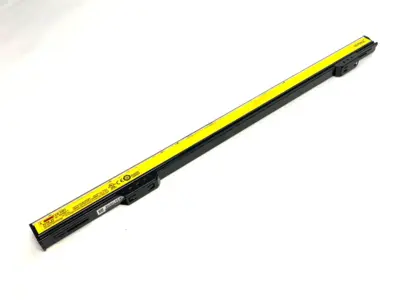 Used KEYENCE Safety Light Curtain Transmitter Slim Type 24 Beam Axes Light Curtains & Grids Michigan US | Maverick Industrial Sales #1392718