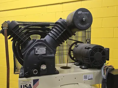 Used 2021 INGERSOLL RAND 2545K10V-3 Tank Mounted Air Compressors Wisconsin US | Packer City Sales #1303622