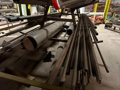 LARGE AMOUNT OF CAST, STAINLESS STEEL, ALUMINUM, GALVINIZED AND PVC PIPES