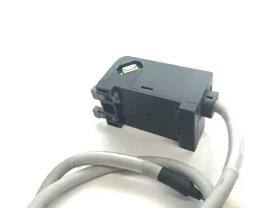 Used Yamatake Distributed Remote Cluster Fiber Optic Control module, Dual Sensors Michigan US | Maverick Industrial Sales #1395632