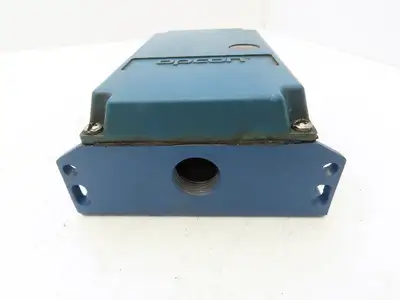 Used CUTLER HAMMER _UNKNOWN_ Proximity Sensors Indiana US | Arrow Industrial #1316765