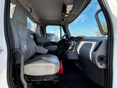Used 2015 FREIGHTLINER 108SD Service & Utility Trucks Florida US | Truck and Van Outlet #1509214