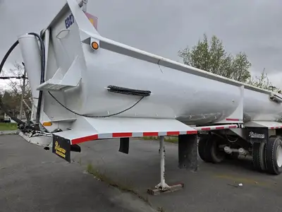 USED 1985 RELIANCE 28FT