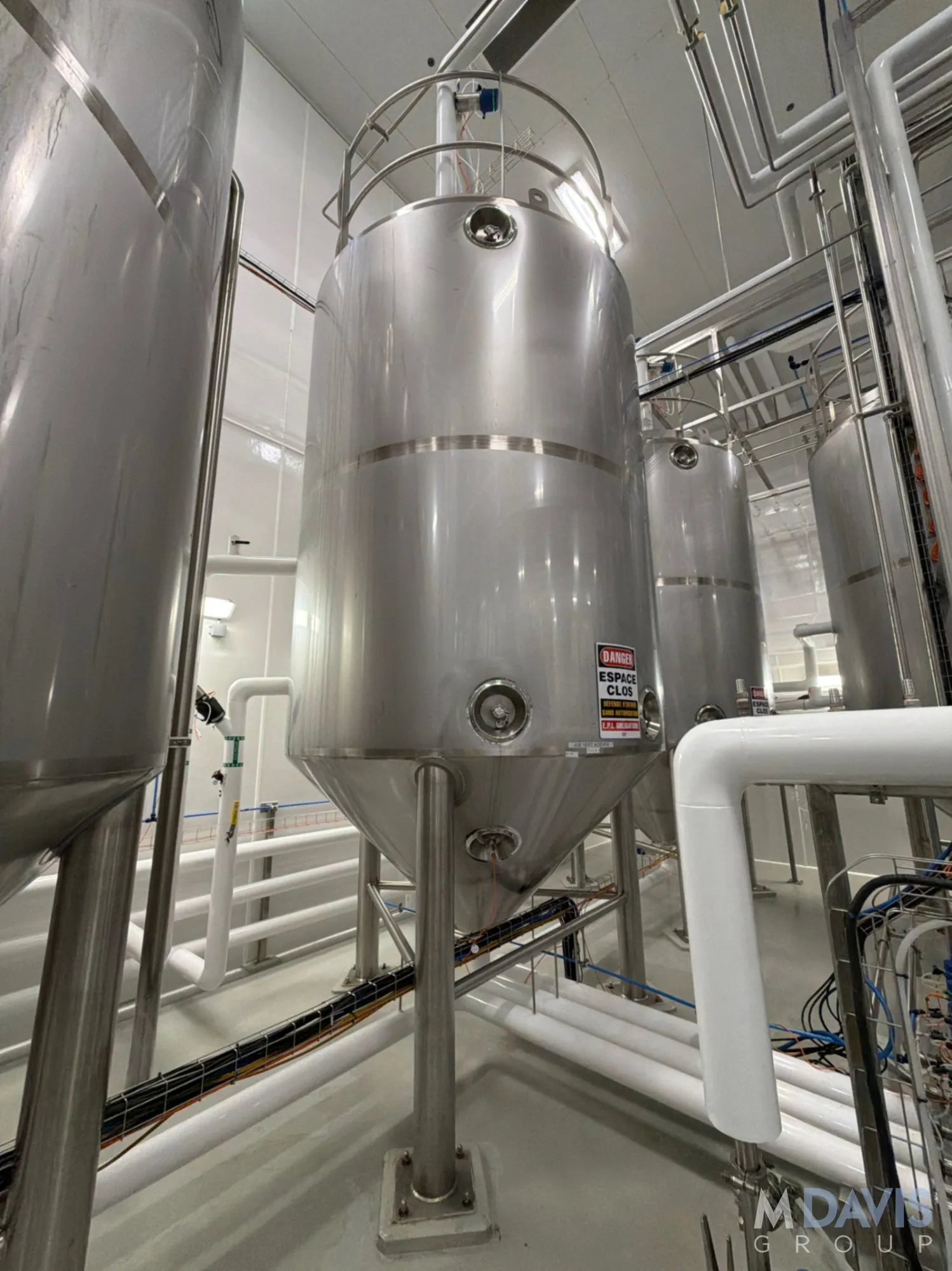 USED 2021 QUALTECH 4,200 GALLON