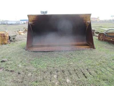 - Caterpillar 988B