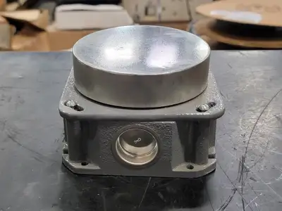 NEW HUBBELL B253621
