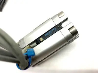 Used Festo Compact Pneumatic Cylinder 20mm Stroke Pneumatic Cylinders Michigan US | Maverick Industrial Sales #1473717