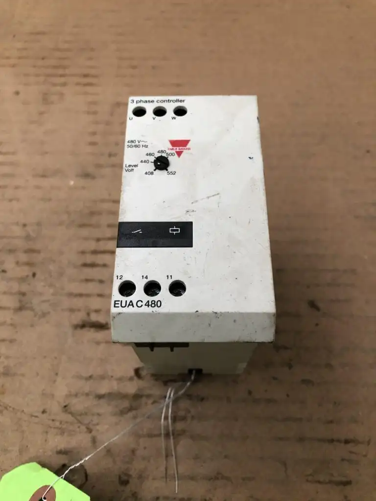 Carlo Gavazzi EUAC480 3 Phase Control Relay 480VAC 408-552V