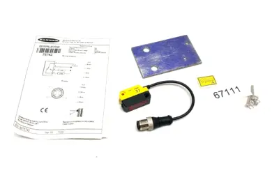 New | in-Stock Banner Engineering WORLD-BEAM All Purpose Photoelectric Sensor Photoelectric Sensors Michigan US | Maverick Industrial Sales #1392767