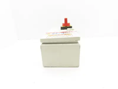 Dematic Manual Motor Circuit Breaker Contactor Disconnect Box 480V 140M-C2E-B63