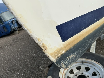 USED 1998 HUNTER TBD