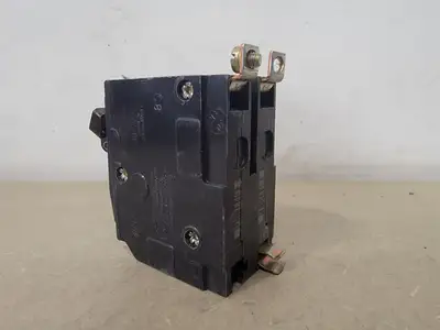 USED SQUARE D QO130