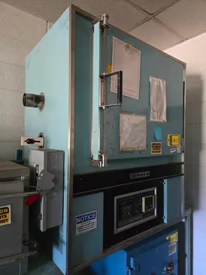 Used _UNKNOWN_ _UNKNOWN_ Lab Ovens Ohio US | Myron Bowling Auctioneers Inc #1504663