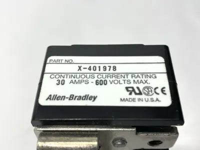 USED ALLEN-BRADLEY FUSE BLOCK HOLDER 3-POLE 600V 30A MISSING SCREW LOT OF 2