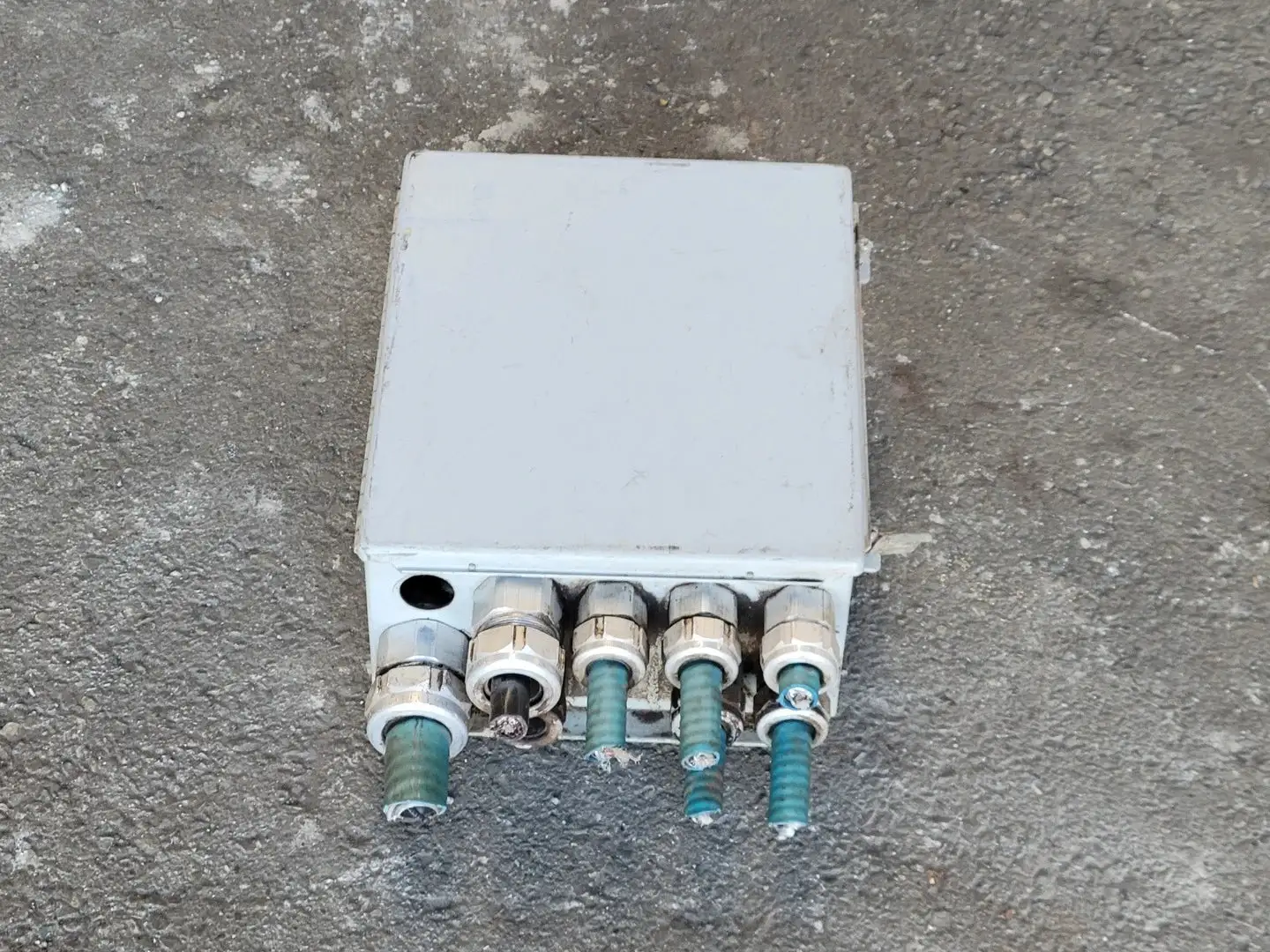 USED HOFFMAN A-1210CH