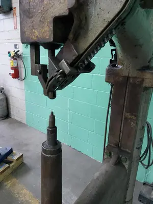 Used CHICAGO 140 Riveters CA | B & B RIVET MACHINE #1364727