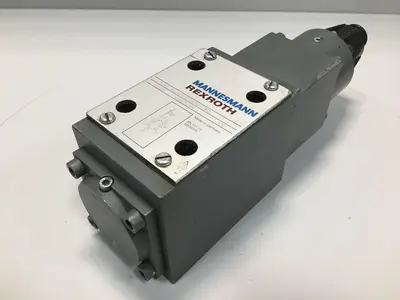 USED MANNESMANN REXROTH 4WRE10EA641224Z4M468