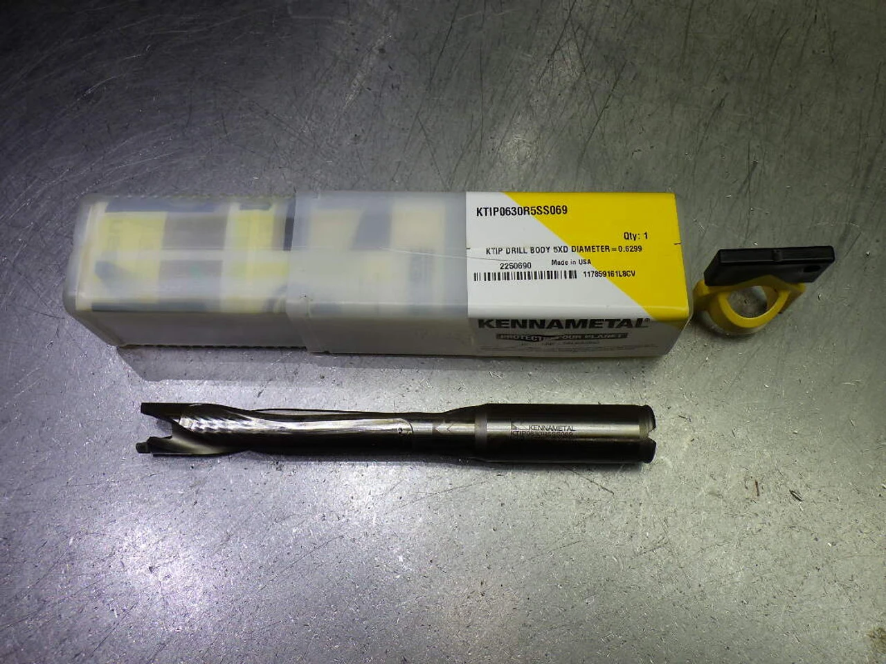 Kennametal 16mm Coolant Thru 5xD Drill 11/16" Shank KTIP0630R5SS069 (LOC413B)