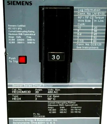 NEW SIEMENS HED43M030 CIRCUIT BREAKER
