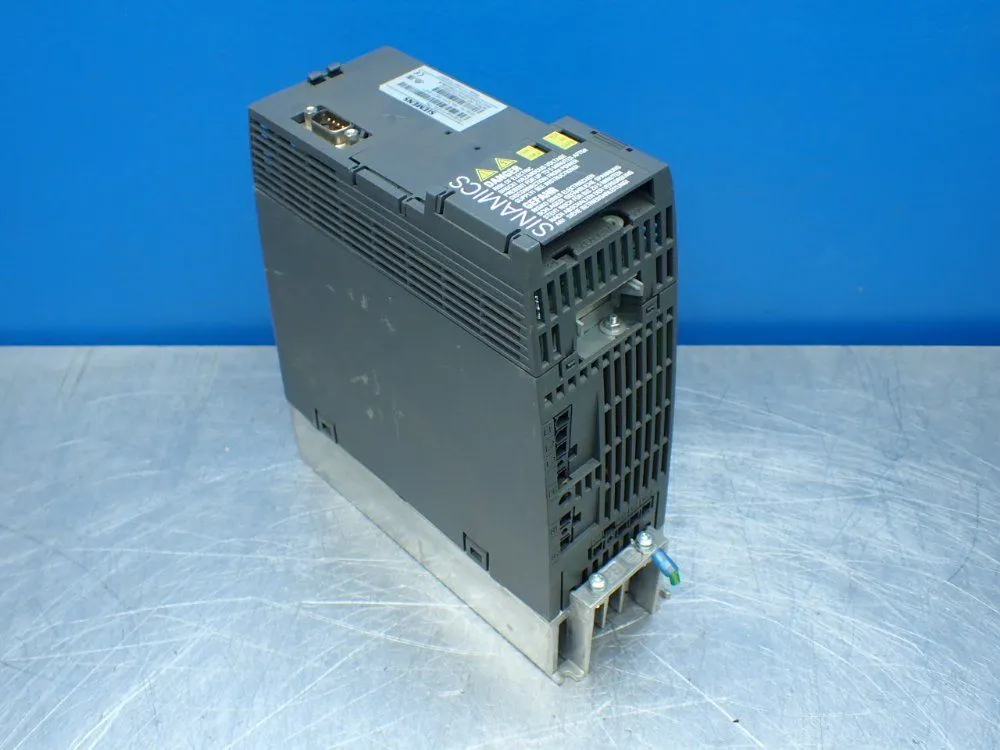 Used SIEMENS 6SL32101KE118AF1 Variable Speed Drives Ohio US | HGR 24 #1150862