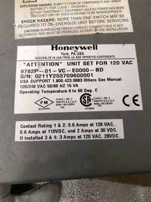 Honeywell 9782P-01-VC-E0000-BD pH/ORP Analyzer 32-140°F 120/240VAC