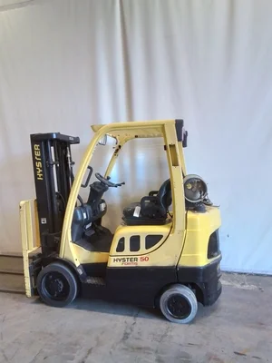 USED 2011 HYSTER S50FT