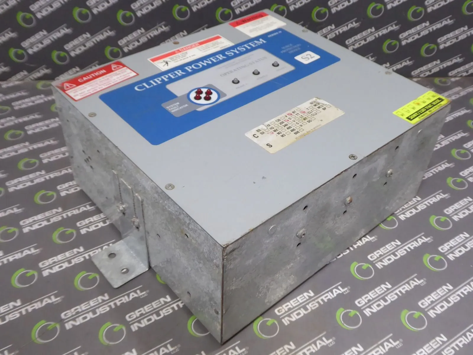 Cutler Hammer CPSS2208YSTT Clipper Series IV Surge Protection Device Used