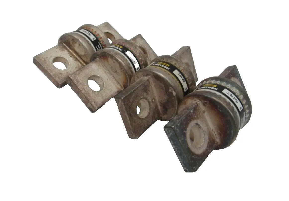 NEW BUSSMANN LIMITRON JJN-250 FUSES 250AMP JJN250 LOT OF 4